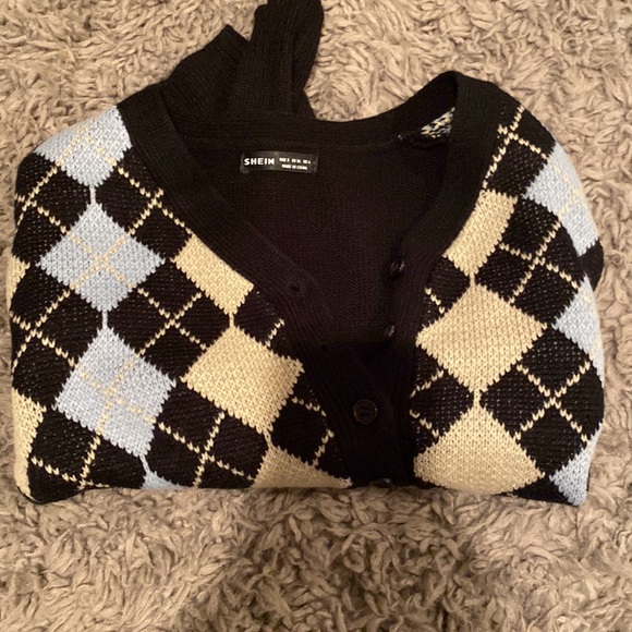 Never worn in great condition. No holes or rips - Picture 3 of 3